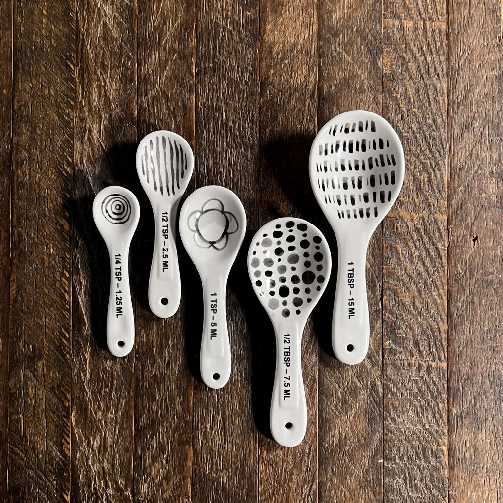 Stainless Magnetic Measuring Spoons - Charleston Wrap